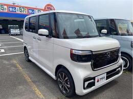 当社は佐賀県最大級の軽自動車専門店です！！届出済未使用車の販売はもちろんオールメーカーの新車販売・買取も行っております。毎週土・日はフェア開催中！！皆様のご来店、心よりお待ちしております。