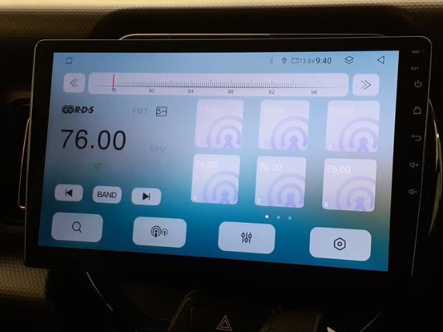 WECARSの店舗にはキッズコーナーがございます！お子様連れのお客様もごゆっくり車選びをお楽しみいただける空間です！
