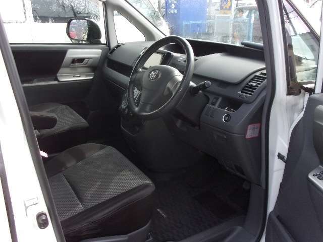 ナビ TV バックカメラ ETC 左パワ-スライドドア エアロ HIDヘッドライト 8人乗り インテリキー プッシュスタート 格納ミラー タイミングチェーン TEL048-990-3737