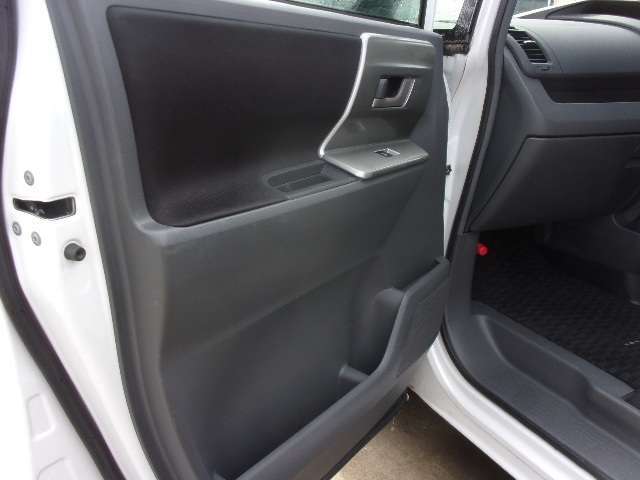 ナビ TV バックカメラ ETC 左パワ-スライドドア エアロ HIDヘッドライト 8人乗り インテリキー プッシュスタート 格納ミラー タイミングチェーン TEL048-990-3737