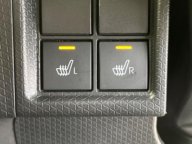 【シートヒーター】寒い日に重宝するシートヒーター！エアコンより早く温まってくれるので寒がりの人も安心ですね♪エアコンの温風は乾燥するから苦手、という方にもをおすすめです。