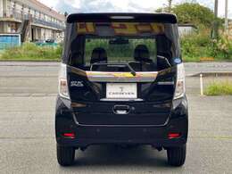 納車前には法定12ヶ月or24ヶ月点検・整備を実施！さらに重点項目納車整備（電気系統・水廻りなど）を実施！お客様に安心してお乗り頂けるよう心を込めて点検・整備致します。