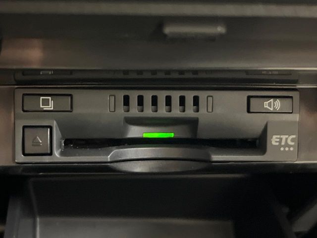 【ETC】高速道路の料金所をストレスなく通過！話題のスポットやサービスエリアに多い「スマートIC」利用時は必須のアイテムです。当店でセットアップを実施、ご納車当日からすぐにご利用いただけます！