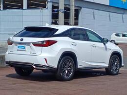 全国に店舗を展開しているのでどこでもお取り寄せが可能です！この車が気になるけど遠方だから・・・と諦める必要はありません！※別途陸送費が必要です。