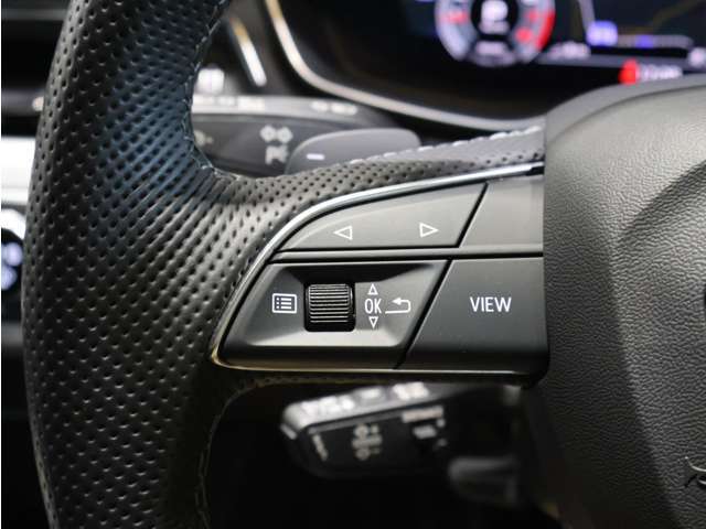 今お乗りになられてるお車の査定なども専門のスタッフがすぐにご対応致しますのでご相談くださいませ。
