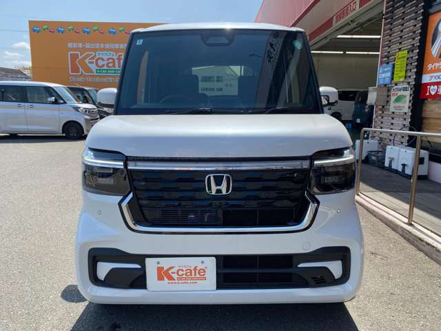 人気の届出済未使用車や厳選中古車を全メーカー豊富に取り揃えております。