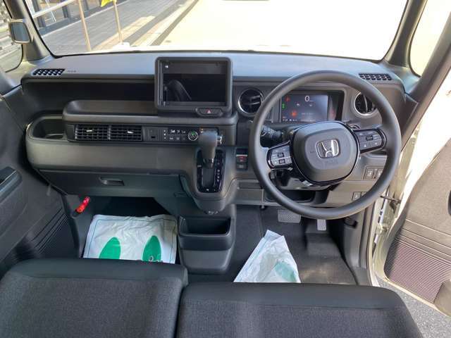 ケイカフェでは、快適なカーライフを過ごしていただくためにオイル交換～定期点検や車検整備なども実施。国土交通省トップランクの指定工場6拠点、認証工場1拠点の体制で高いクオリティの整備を実施しております。