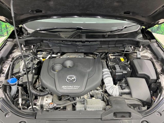 親切・丁寧な専門メカニックスタッフが応対！・車検・点検整備・事故等の修理などアフターサービスも安心。お車のカスタマイズもネクステージのサービススタッフまでご相談ください！