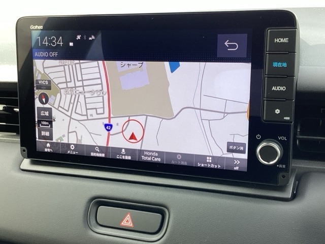 インターナビ付きです！！目的地までの適切なルート案内や、お天気、お得なイベント案内などを受け取って頂けます！！