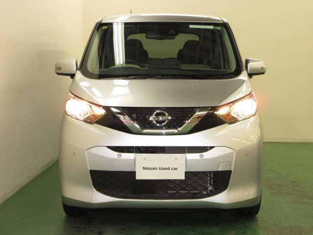 当店のお車をご覧いただきありがとうございます。こちらは日産中古車クオリティーショップ認定店です。