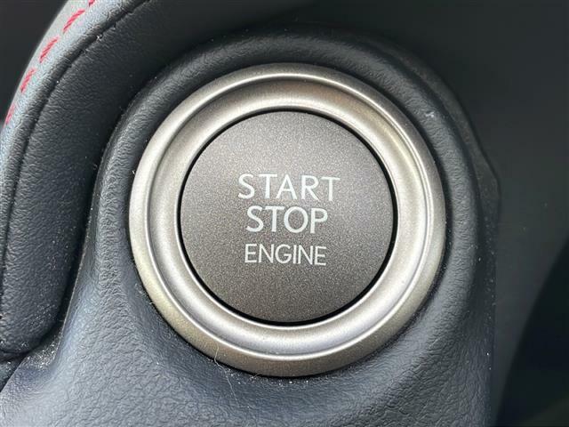 【プッシュスタート】ボタンを押すだけで、エンジン始動が可能です！防犯対策もバッチリです！