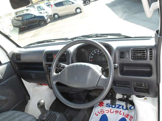 大切なお買い物ですから、是非納得のいくまで見比べてみる事をオススメします。車の状態や、保証の有無。購入後のアフターに至るまでなんなりとご相談下さい。無料通話(携帯可)0078-6002-682813