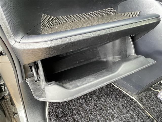 店舗にて現車の確認もいただけますので、お電話で在庫のご確認の上是非ご来店くださいませ！！！