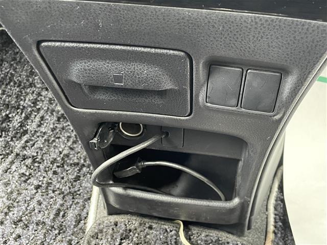 店舗にて現車の確認もいただけますので、お電話で在庫のご確認の上是非ご来店くださいませ！！！