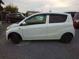 登録から15年以内又は走行15万km内のお車には1年間、距離無制限のACE保証を（無料）お付けします。保障内容を充実したい方、長期保証をお考えの方には購入車両に最適な保障（有償）をご提案させていただきます。