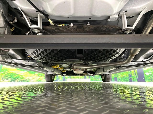 下回りがきれいなうちに、防錆加工の施工がオススメ。降雪地域はもちろん、沿岸部にお住いの方や、趣味でマリン・ウィンタースポーツをされる方にご好評いただいております。
