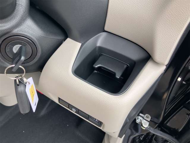 【アフターサポートもお任せ】購入後の車検・オイル交換、鈑金修理、コーティング等、全て自社工場で作業できます！