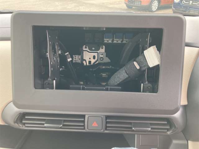 【営業時間】営業部門：10:00～18:00　整備部門：9:00～18:30　【定休日：水曜】