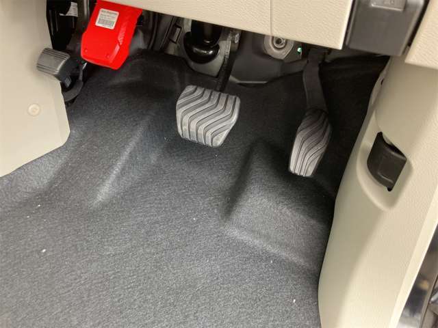 ご覧いただきありがとうございます♪気になったお車がありましたらお気軽にお電話をください！