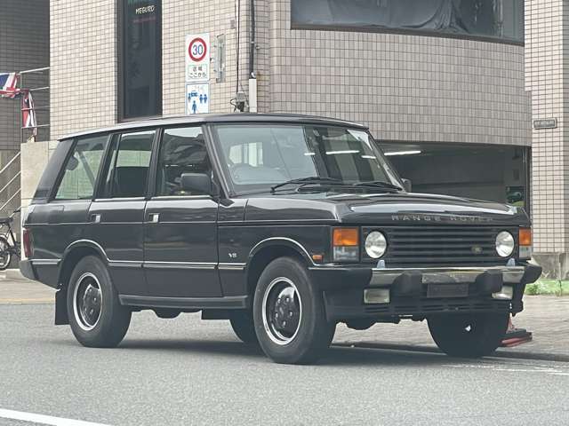 ランドローバー レンジローバークラシック！アウトドアも街乗りも絵になる一台です。