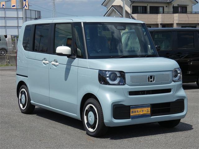 ☆カーセンサー認定中古車☆　第三者機関による内外装の鑑定書付！☆全車修復歴無し☆　安心してお乗りいただけるお車のみ取り揃えております。☆アフターサービスもお任せ☆　自社指定工場で整備いたします