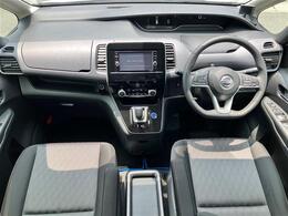 【インパネ全体】全方位で視界が広く、高い目線で運転もしやすいです！