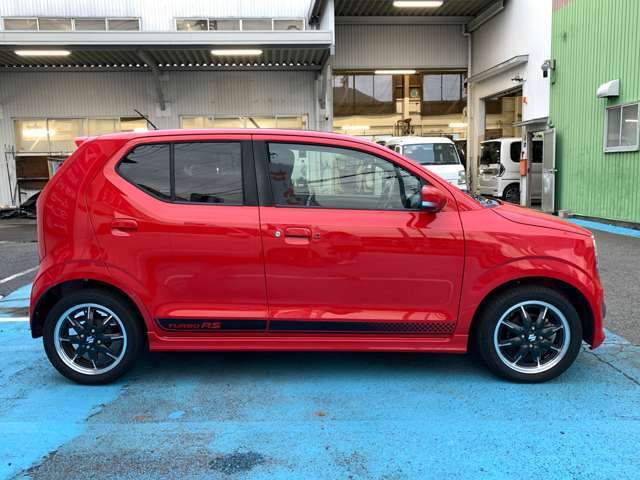 ご成約時【納車後初回のオイル交換無料券】お渡しします！こまめなオイル管理は車の寿命を長くします！