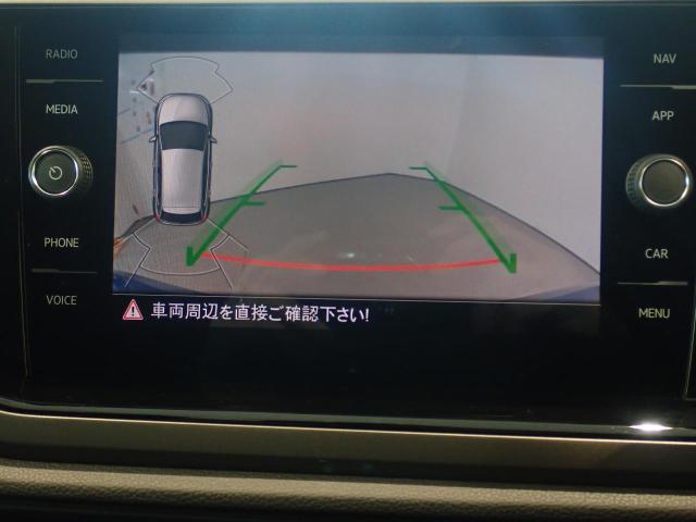 バックモニター搭載で車庫入れ安心！バック中の死角部分がモニターに映し出されるので安全性アップ！！