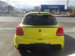 後からの正面画像です。