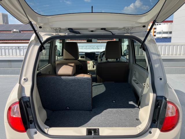 リヤシートも全車消毒済み。シートを倒すとゆったりとした室内空間に★レジャーにショッピングに大活躍！シートは左右別々に動くのでアレンジいろいろ！