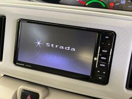 【ナビゲーション】使いやすいナビで目的地までしっかり案内してくれます。各種オーディオ再生機能も充実しており、お車の運転がさらに楽しくなります！！