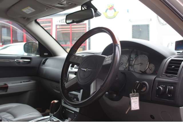当社の車輌をご覧頂きまして、誠に有難う御座います。サブディーラーとして安心安全な整備だけではなくカスタムや走行会、イベントなど楽しい催し事など、車を通じて楽しいカーライフをサポート致します！