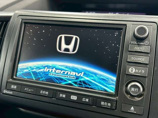 【純正HDDナビ】音楽を本体に記録できるミュージックサーバーやフルセグTVの視聴も可能です☆高性能＆多機能ナビでドライブも快適ですよ☆
