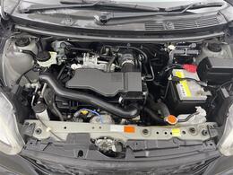 【エンジンルーム】エンジンの調子は良好です！ご納車前にはしっかりとオイル交換・その他油種類の点検補充をさせて頂きます。また、ガリバーでは修復歴のある車は販売いたしません。