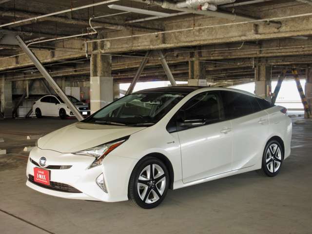 当社中国運輸局長認証工場となります。車輌状態のわかるプロのスタッフが常に常駐しております。