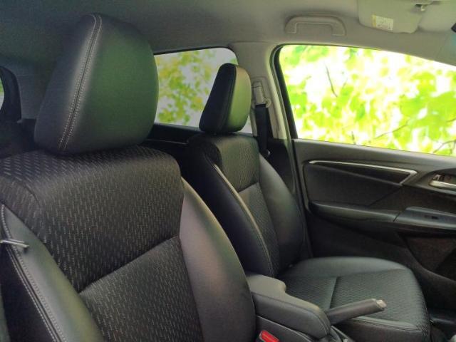 「この車の写真をもっと見たい」「状態が気になる」「この装備はついている？」どんな小さな疑問でもお気軽にお問い合わせください！