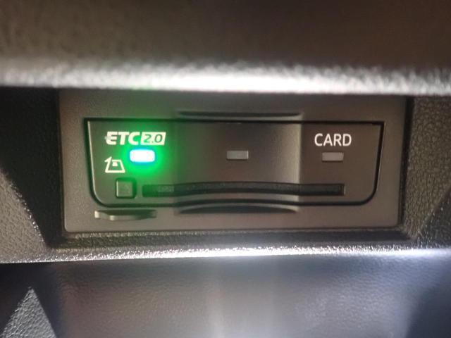 グローブBOX内にビルトインタイプETC(DSRC)を装備！！