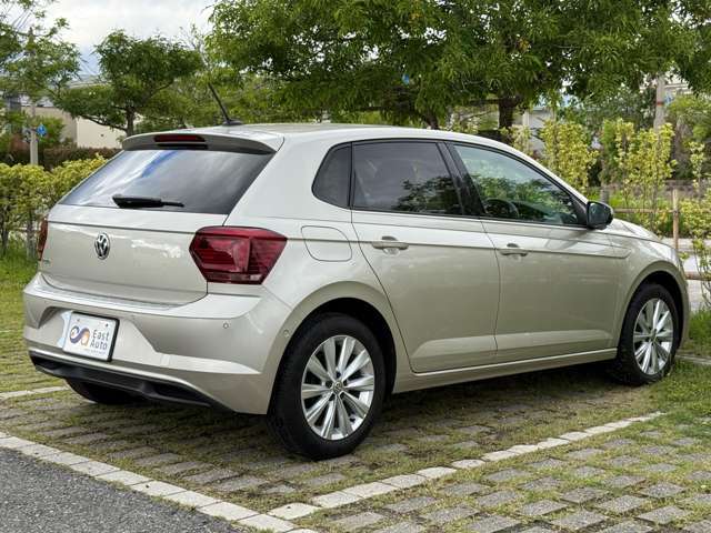 【セーフティパッケージ】　・駐車支援システムParkAssist　・パークディスタンスコントロール　・ブラインドスポットディテクション　・リアトラフィックアラート　・オプティカルパーキングシステム