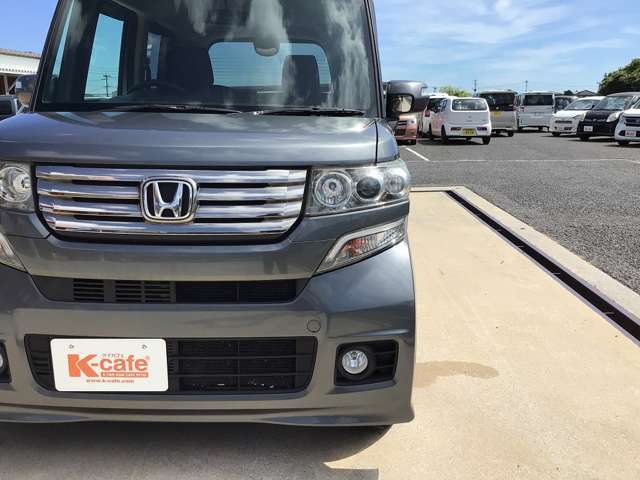 ケイカフェはオールメーカーのお車を取り揃えておりますので、1度のご来場でオールメーカーのお車を実際に見て比べていただくことが出来ます。試乗車も多数ご用意しておりますので、楽しく乗り比べしましょう！