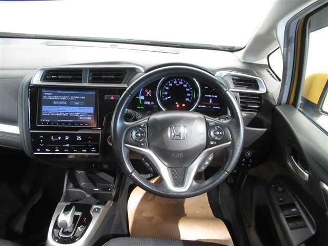 車検、整備、修理などアフターメンテナンスもトヨタカローラ愛知にお任せください。