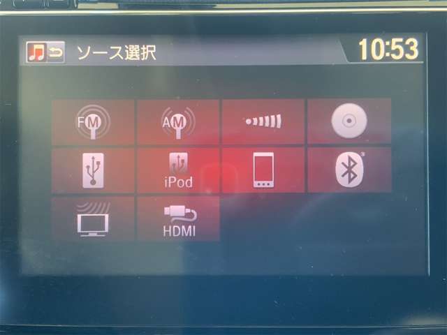 今じゃついていて当たり前と言われるナビももちろん装備済♪