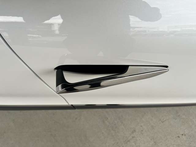 【オンライン商談・全国納車可能】 無料お電話でのお問い合わせ：0078-6003-299926 営業時間：10:00~19:00 定休日：火曜日・水曜日