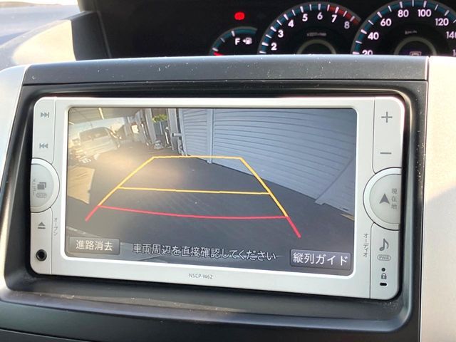 ★【バックカメラ】で駐車時に後方確認もできますので、運転で不安な方も安心してお乗りいただけます♪