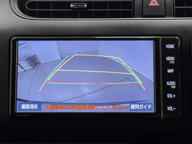 バックモニター付なので後退時に後方が見えるので安心。　車は構造上、死角がたくさんなので万が一を考えると必須ですね。　あくまで補助の為の装備、バックは目視で確認する事が重要ですよ。