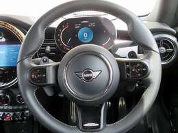 ◆体に合せてステアリングポジションを設定できるチルト機能付◆