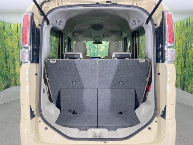 普段のお買い物や通勤、送迎等に十分な荷室スペースを確保しております。セカンドシートを倒すと、大きな荷物の積載も可能です♪