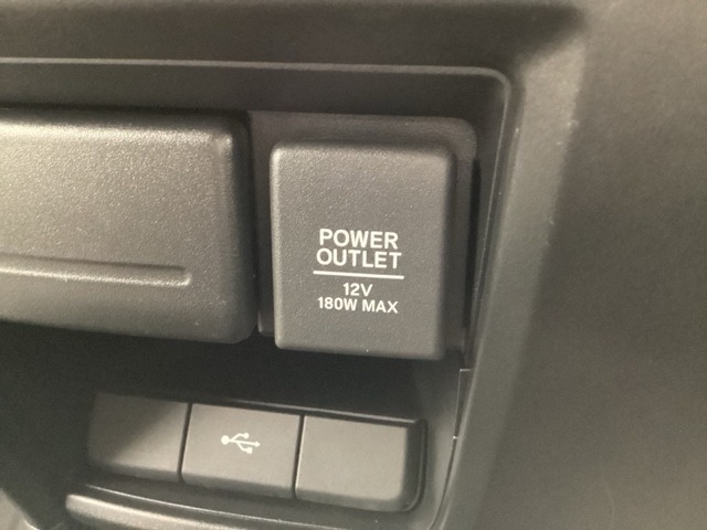 スマートフォンの充電など、電源を使う際にとても便利です！