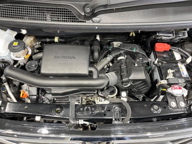 親切・丁寧な専門メカニックスタッフが応対！・車検・点検整備・事故等の修理などアフターサービスも安心。お車のカスタマイズもネクステージのサービススタッフまでご相談ください！