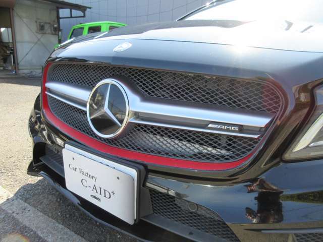 赤いライン、サイドのデカールもエディション1の証ですね☆