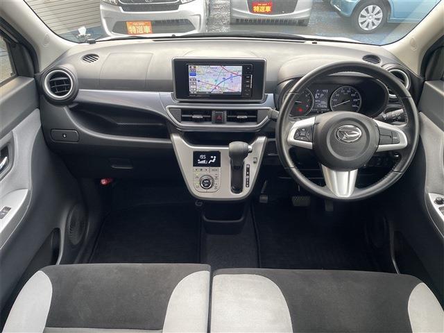 毎回座るフロントシート。運転席は必ず使用する部分ですので、座り心地が重要です！